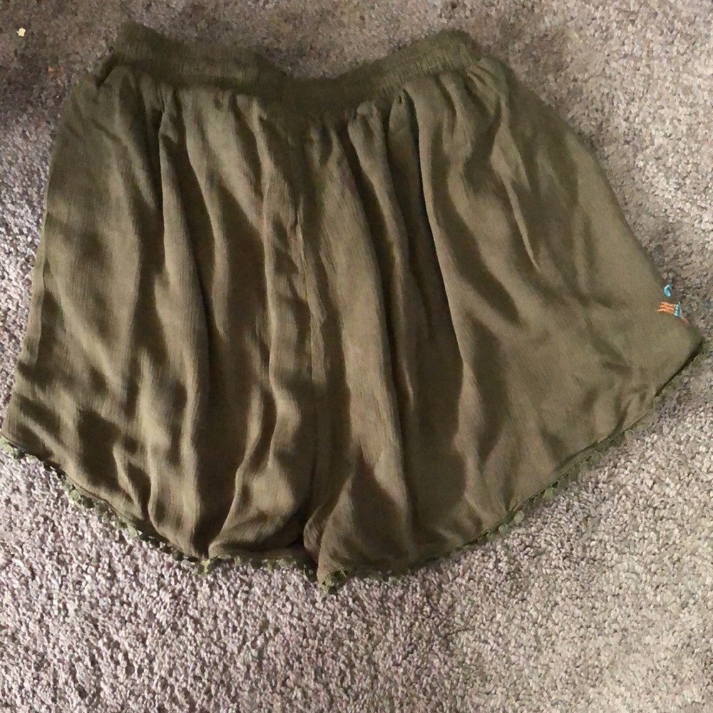 L|C collection shorts - Picture 4 of 8